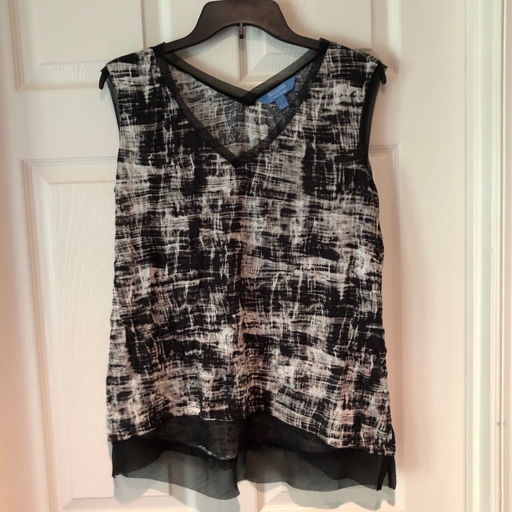 Simply Vera tank top